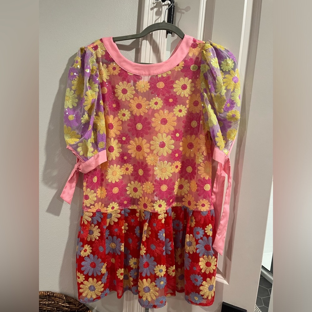 QOS daisy glitter dress
